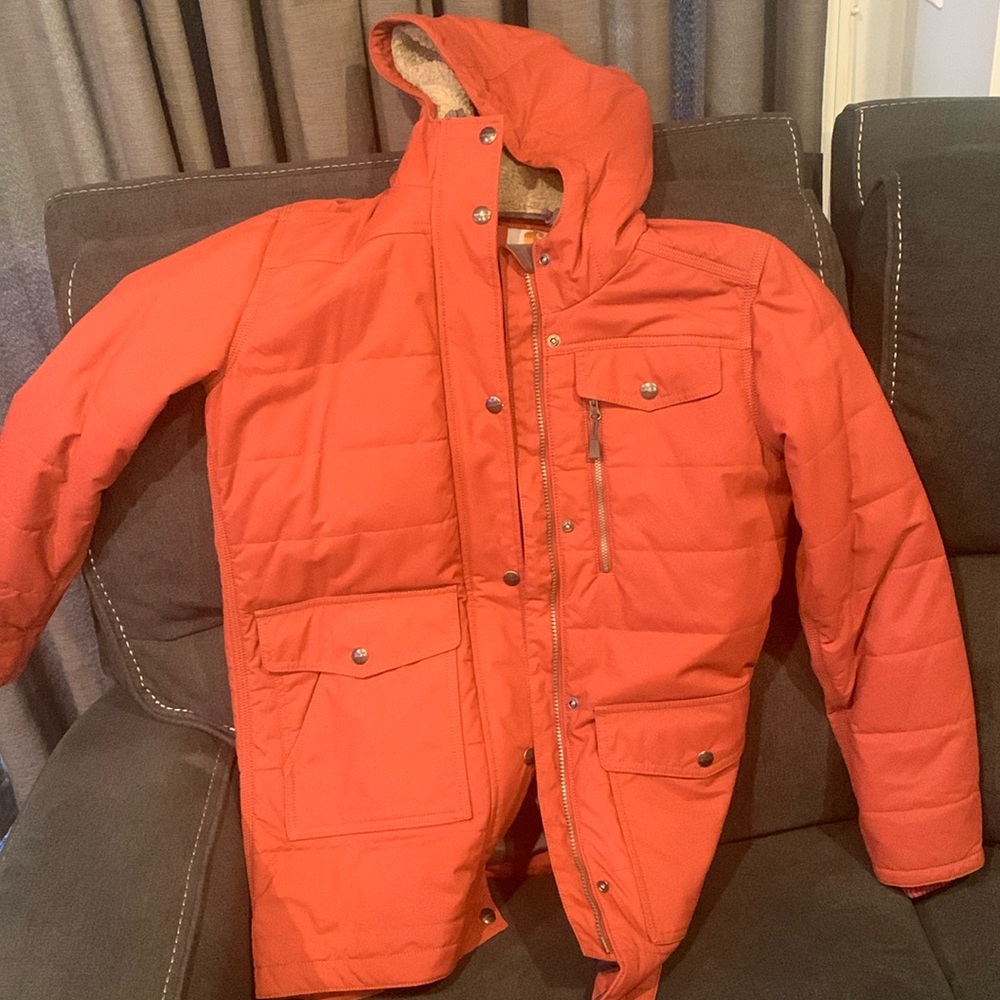 CARHARTT dark red winter coat